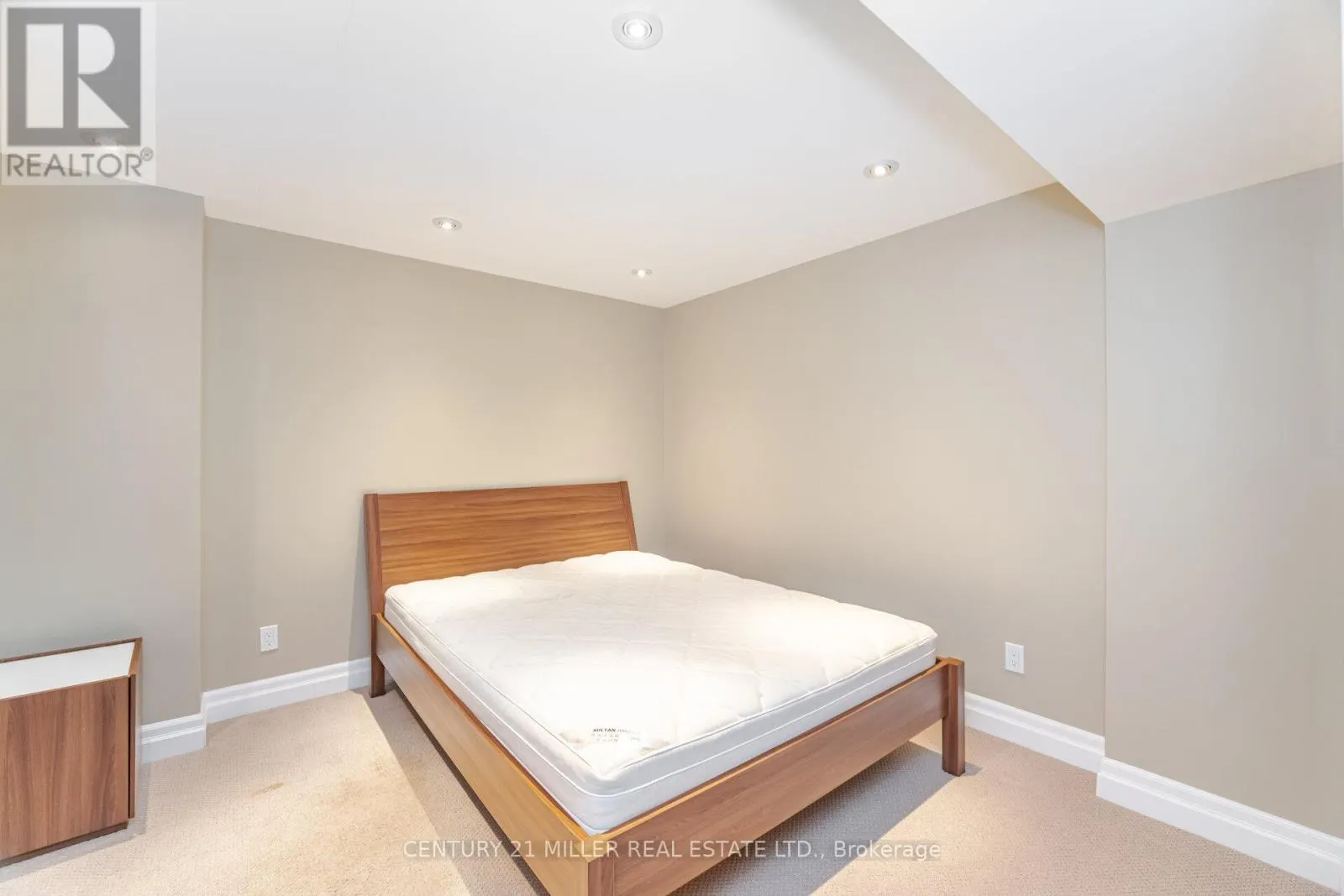 2098 WILDFEL WAY