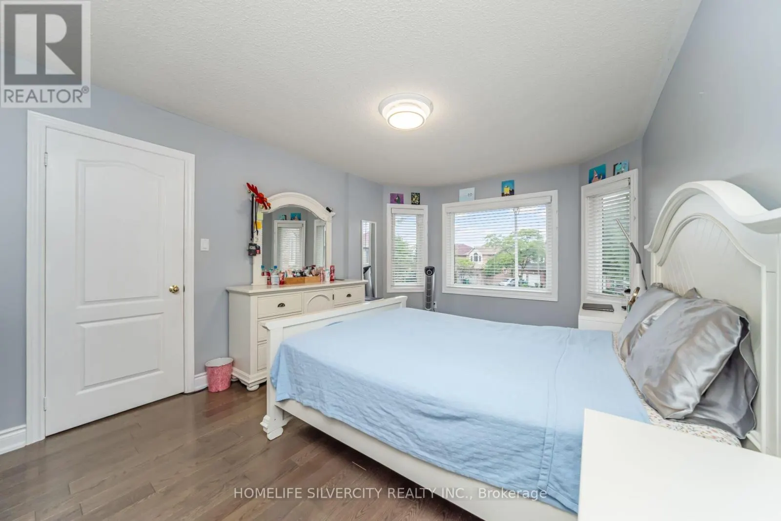 17 SIESTA COURT