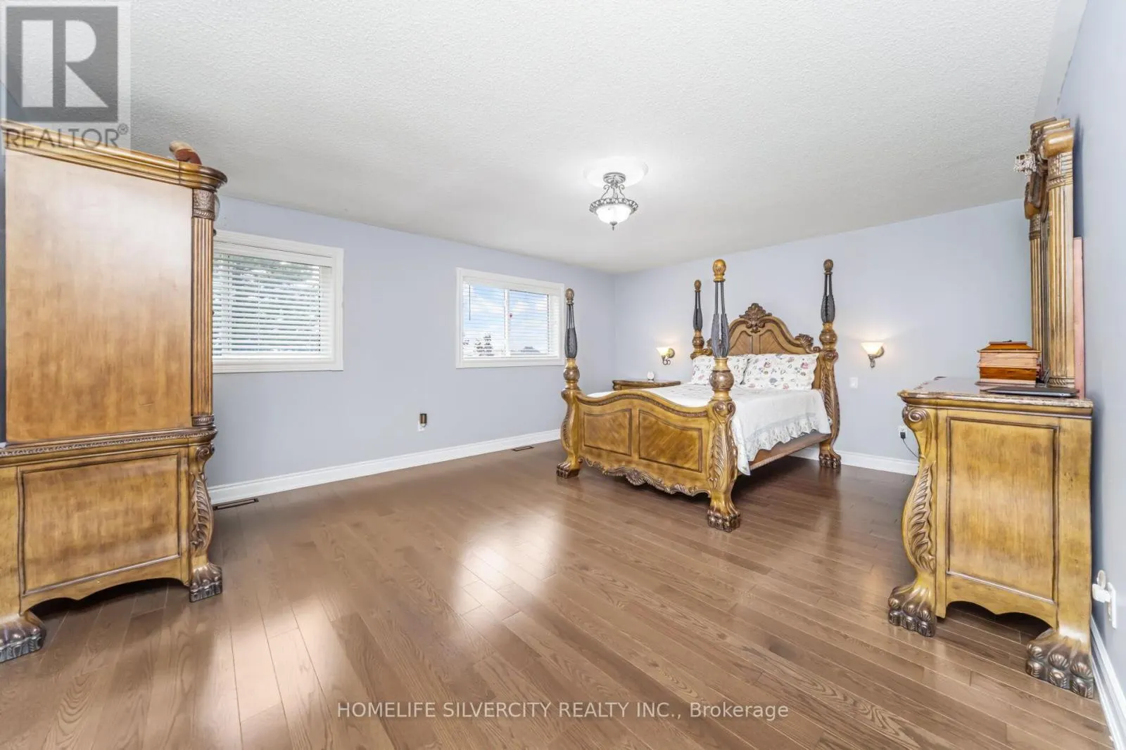 17 SIESTA COURT