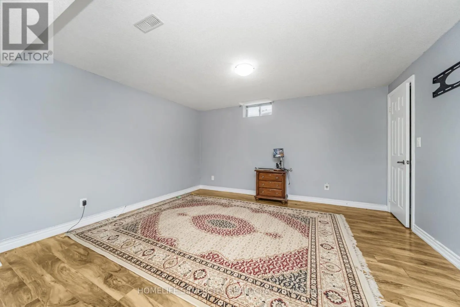 17 SIESTA COURT