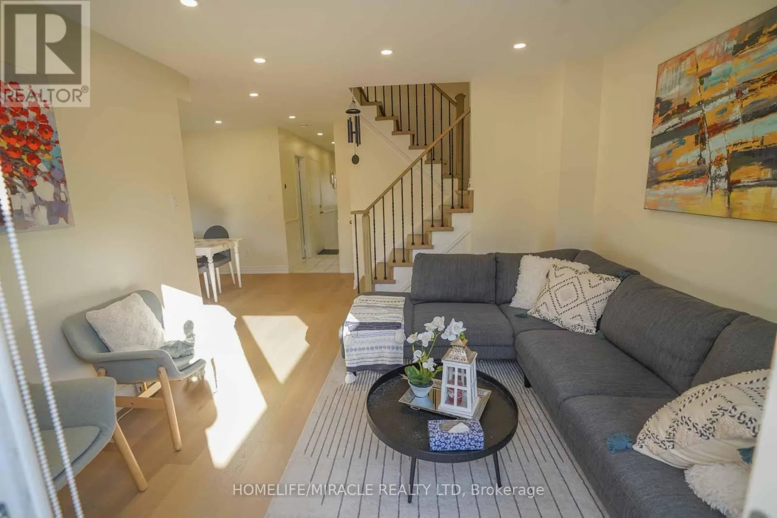 40 GARDENIA WAY