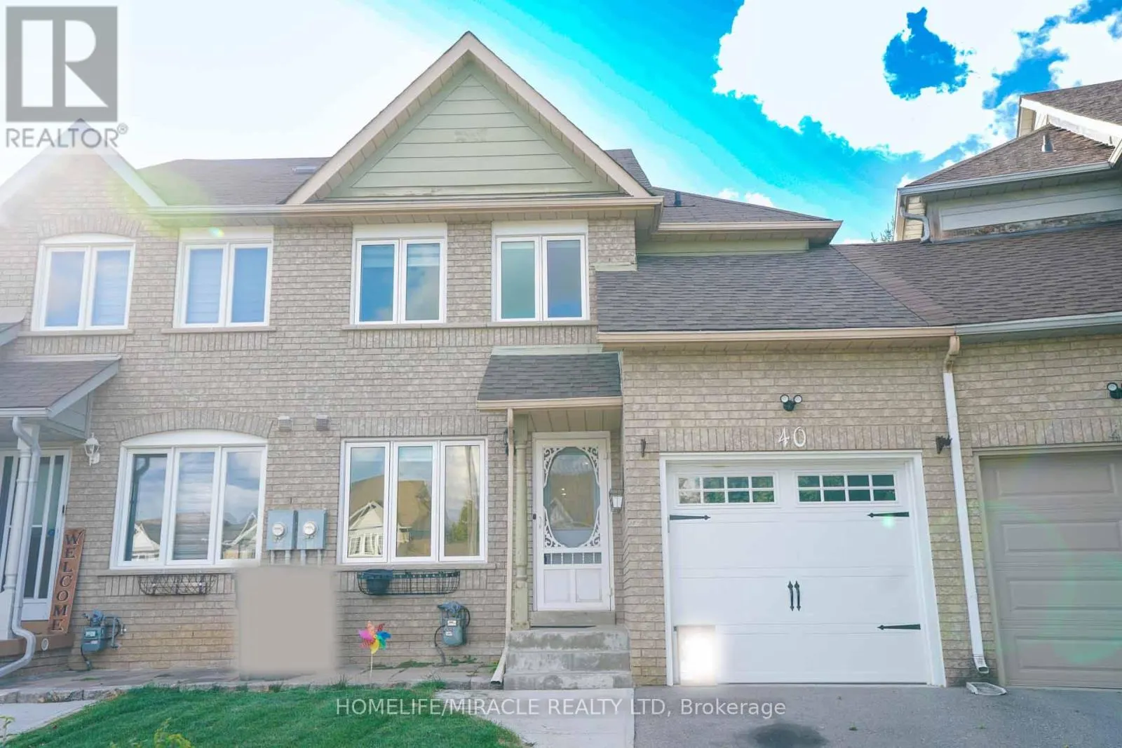 40 GARDENIA WAY