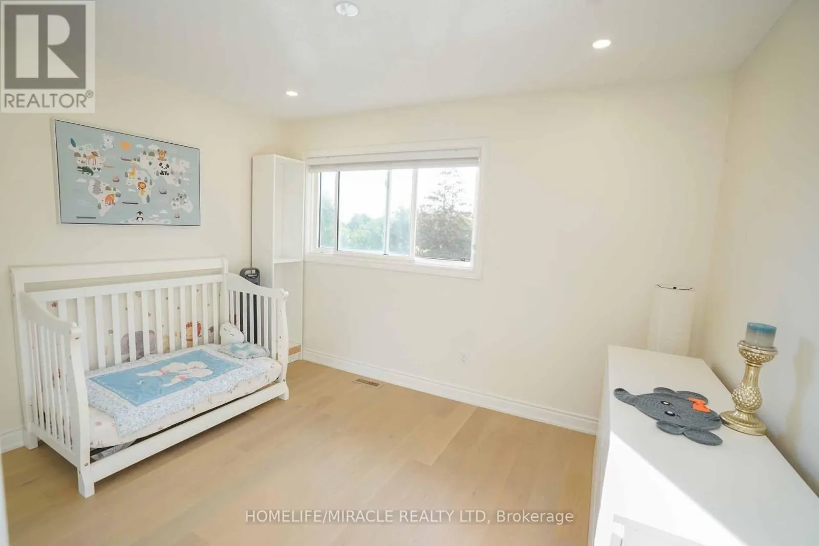40 GARDENIA WAY