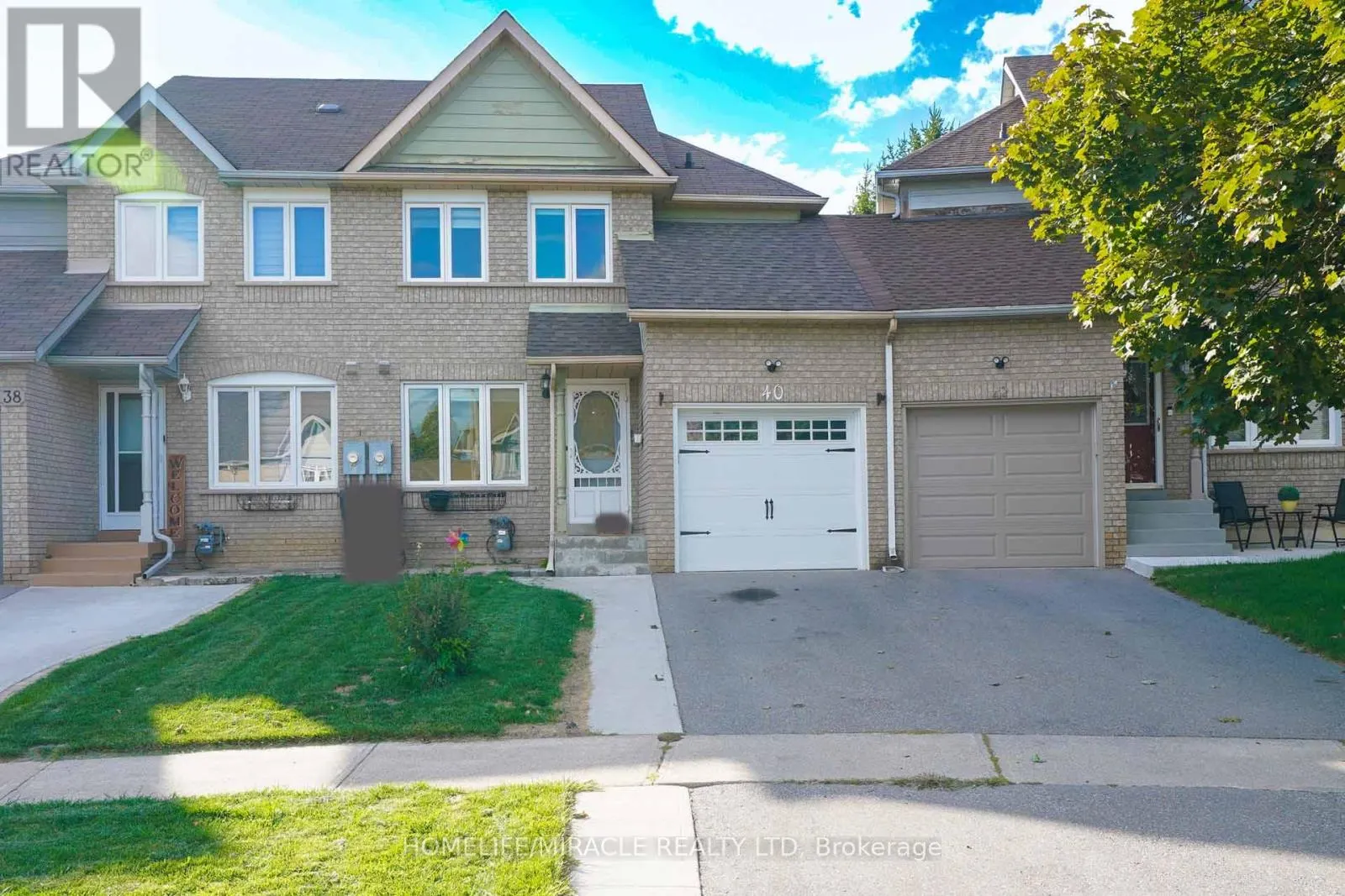 40 GARDENIA WAY