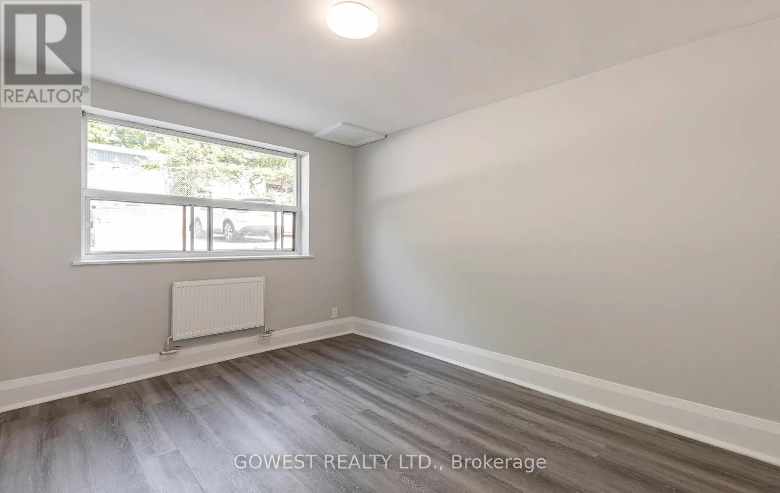 B7 - 205 KEELE STREET