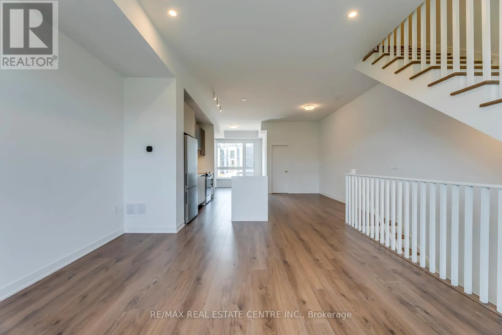 3049 TRAILSIDE DRIVE