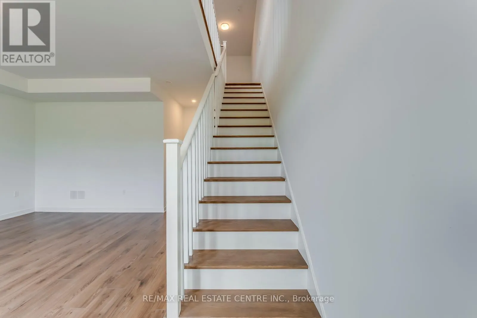 3049 TRAILSIDE DRIVE