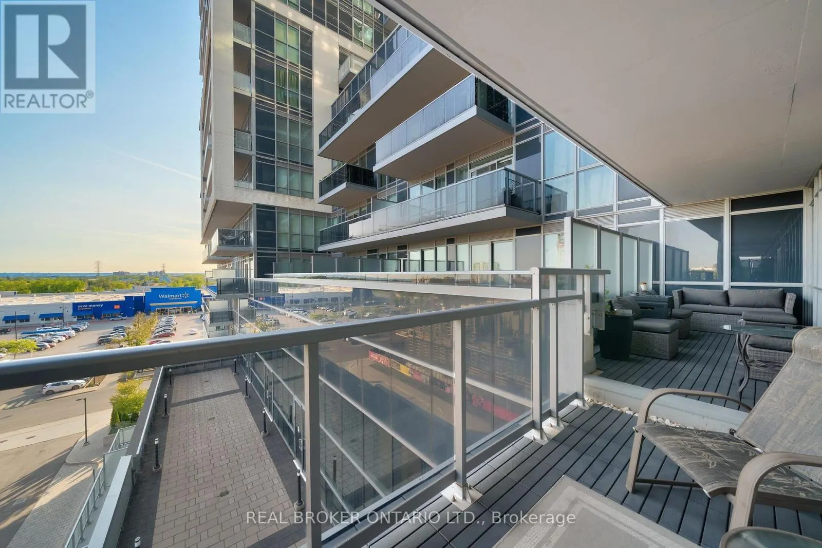 606 - 2087 FAIRVIEW STREET
