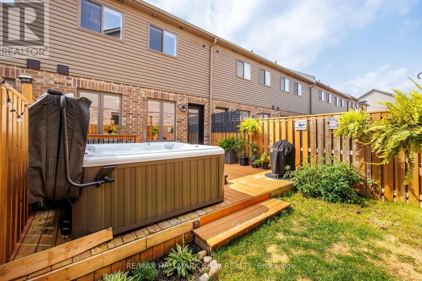 71 WINTERTON COURT