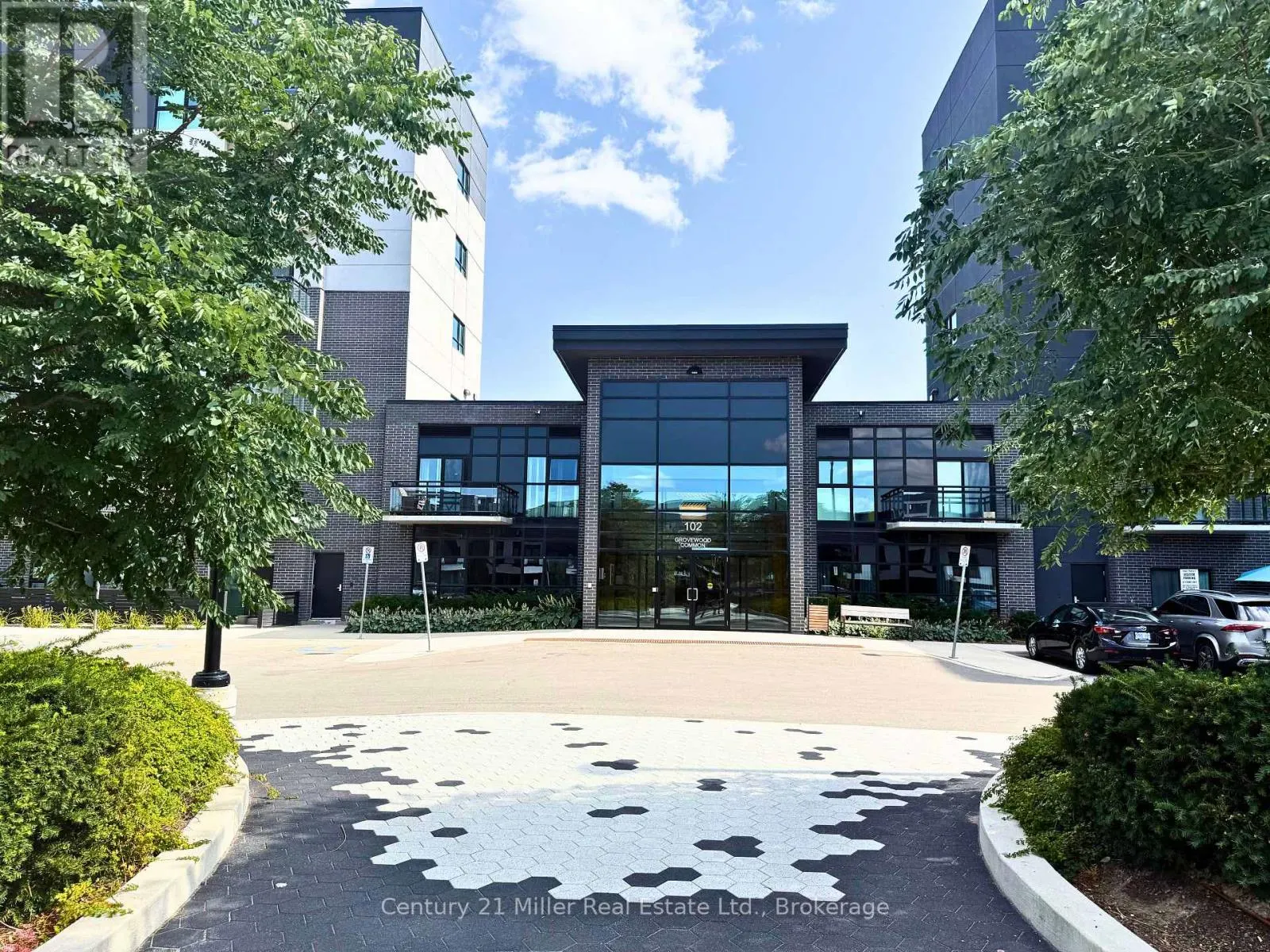 119 - 102 GROVEWOOD COMMON, #119