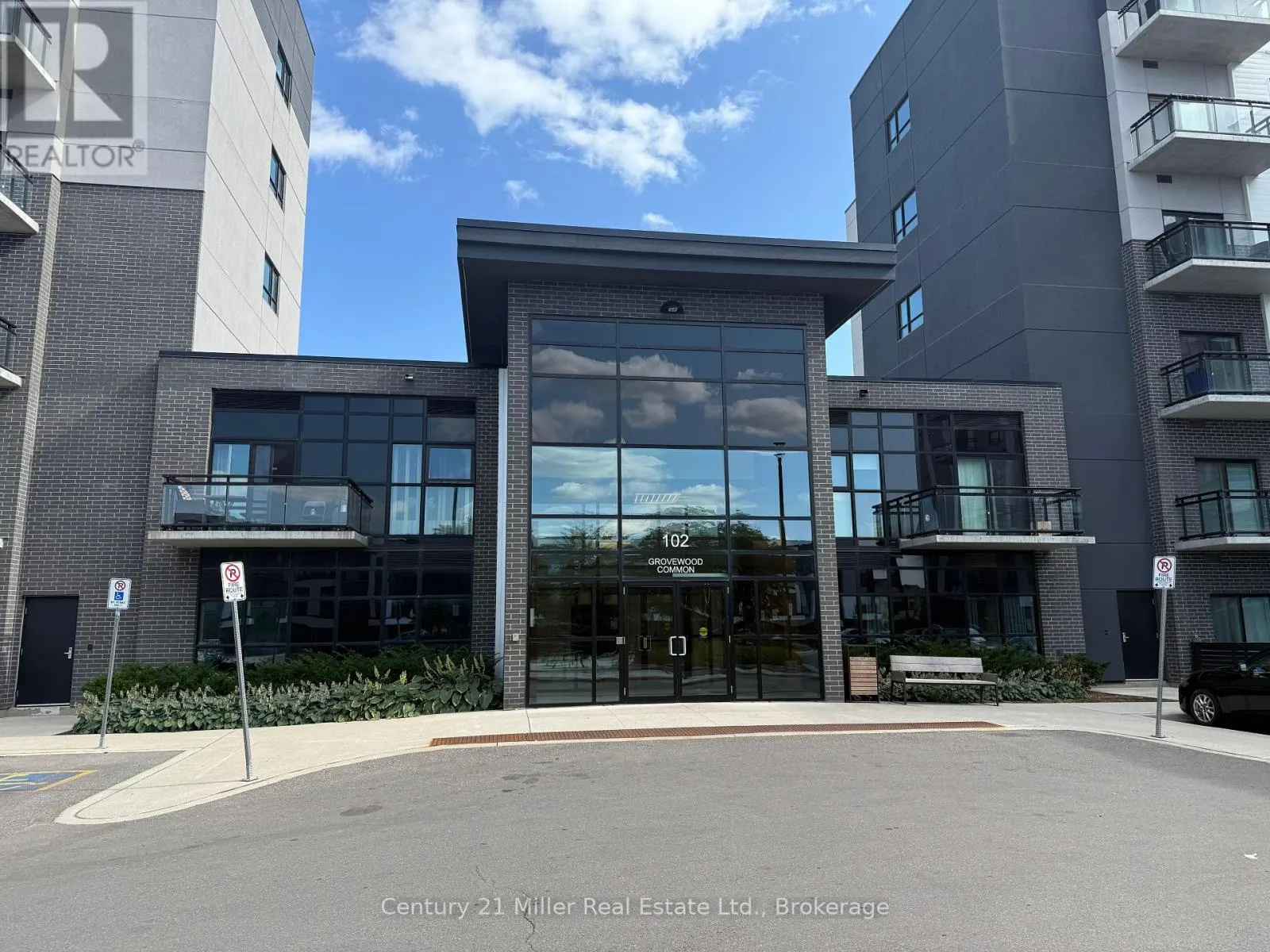 119 - 102 GROVEWOOD COMMON, #119