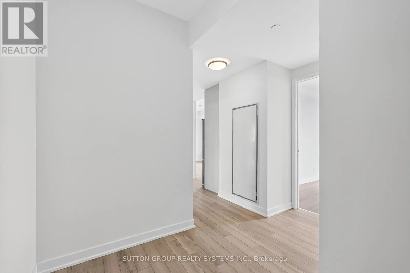 1102 - 3079 TRAFALGAR ROAD