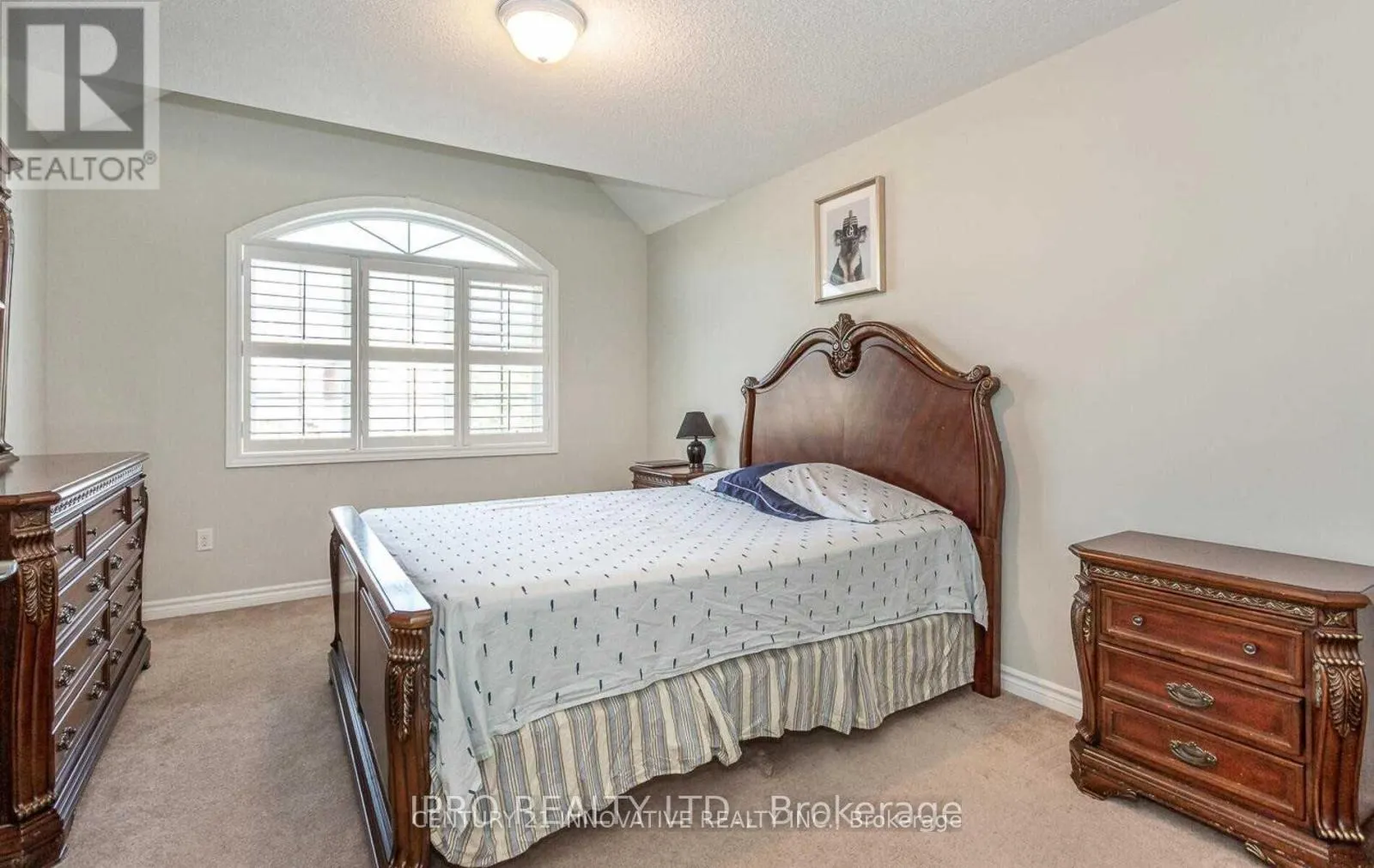 126 FOOTBRIDGE CRESCENT