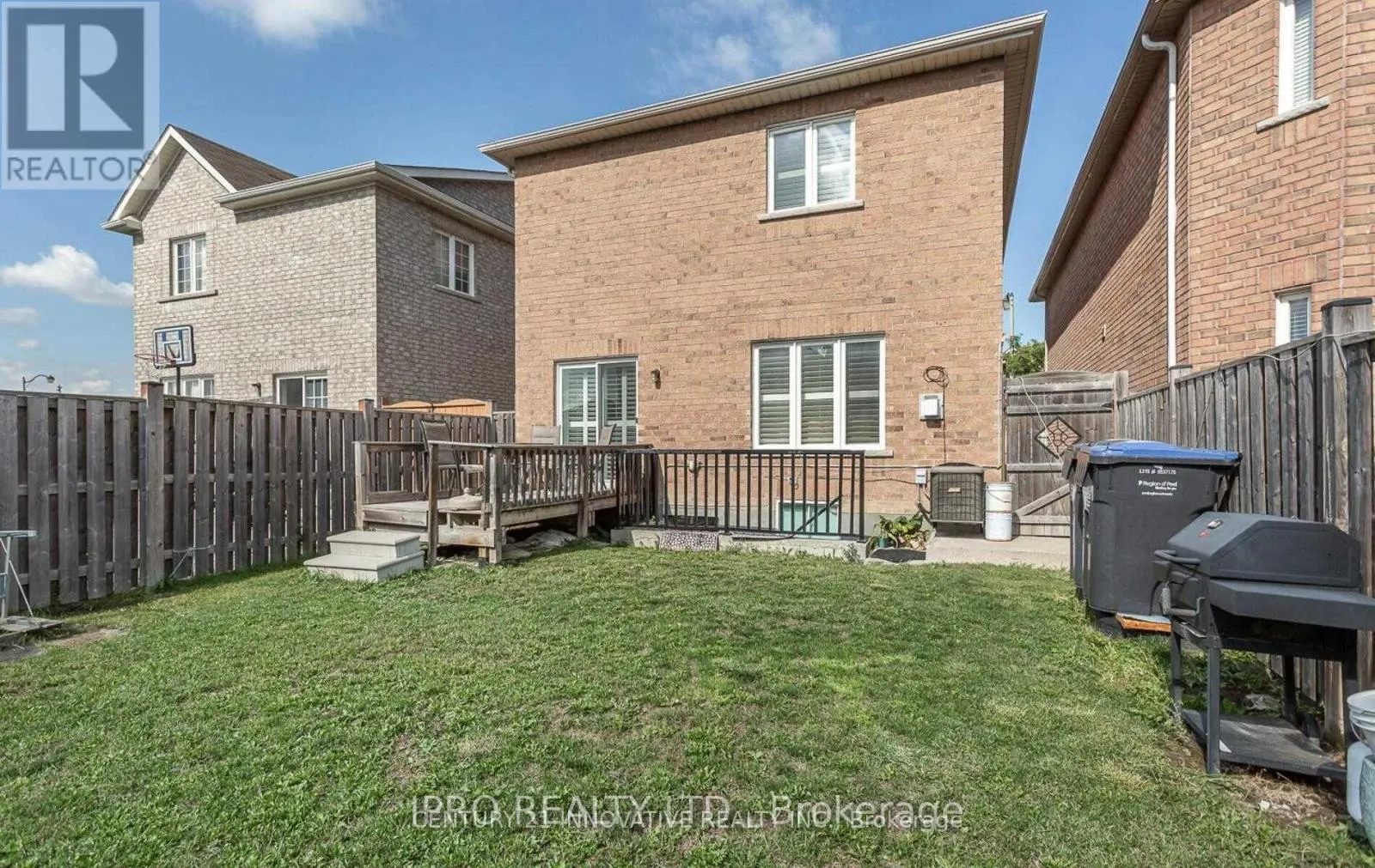 126 FOOTBRIDGE CRESCENT