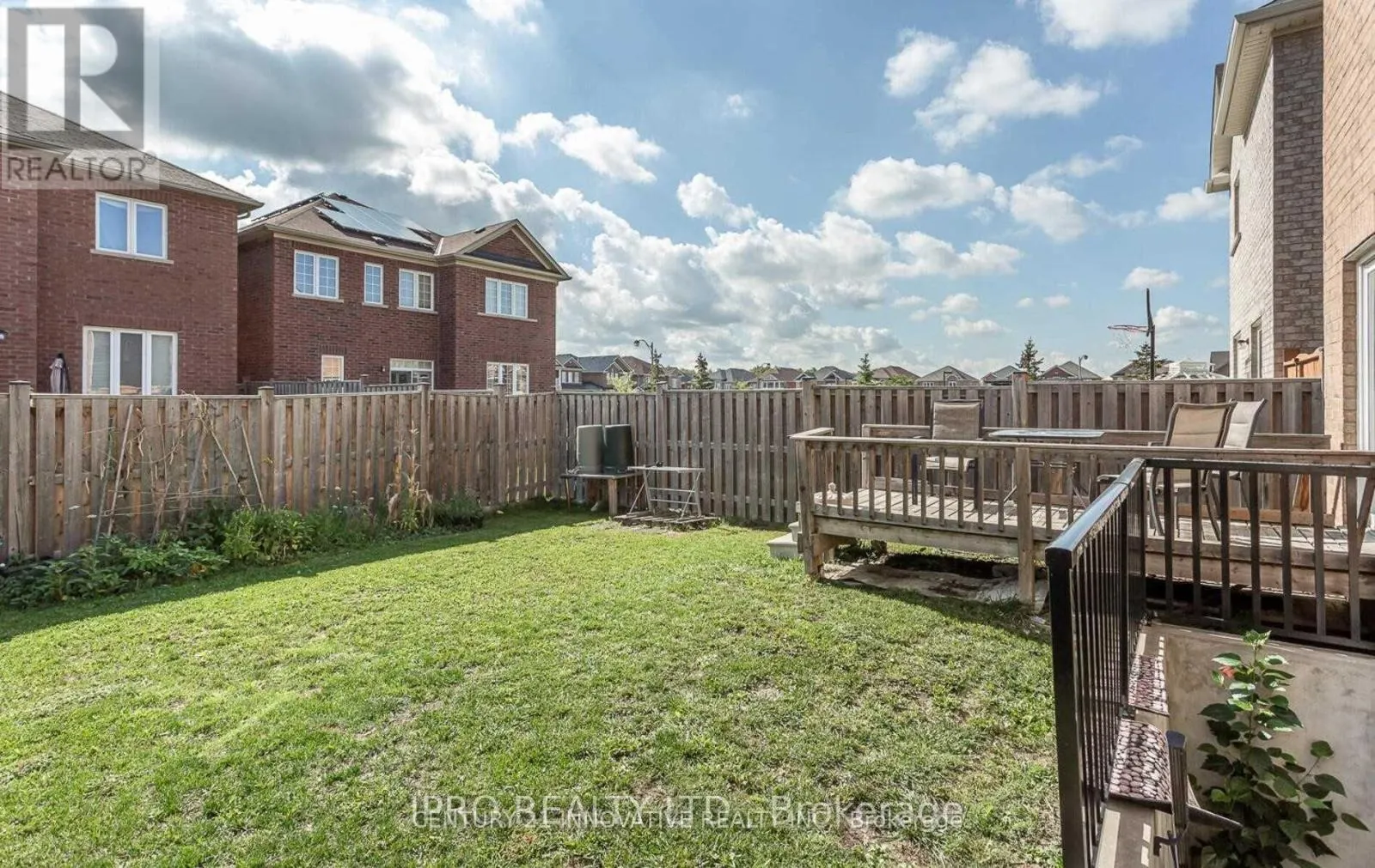 126 FOOTBRIDGE CRESCENT