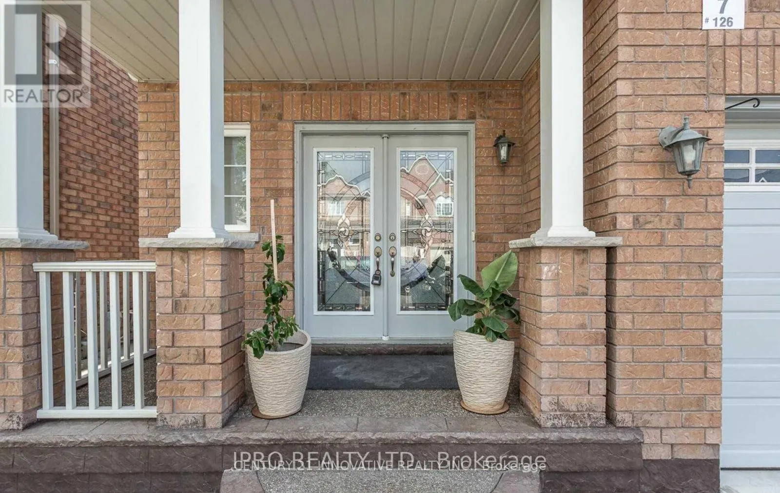 126 FOOTBRIDGE CRESCENT