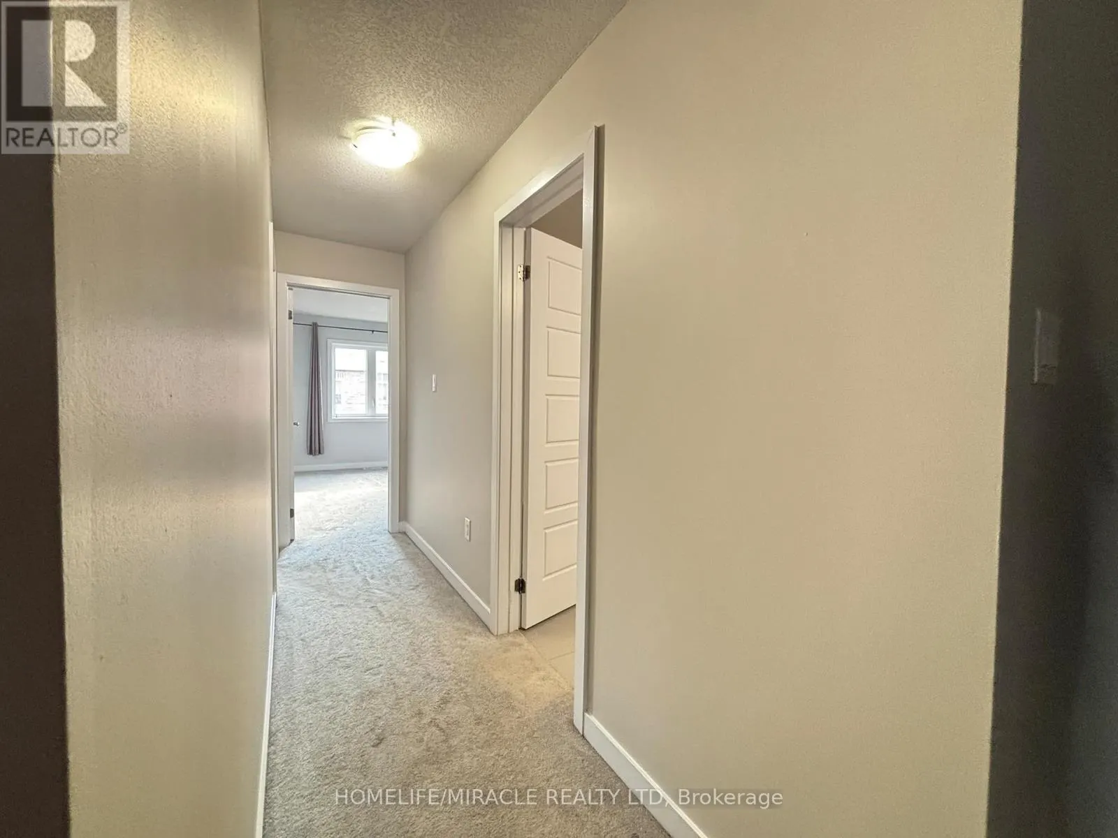 4 HOOVER ROAD