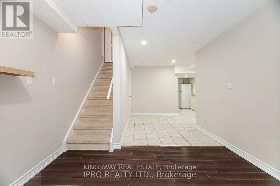 BSMT - 803 KHAN CRESCENT
