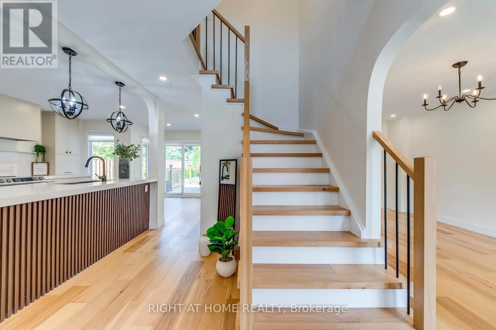 4230 CREDIT POINTE DRIVE