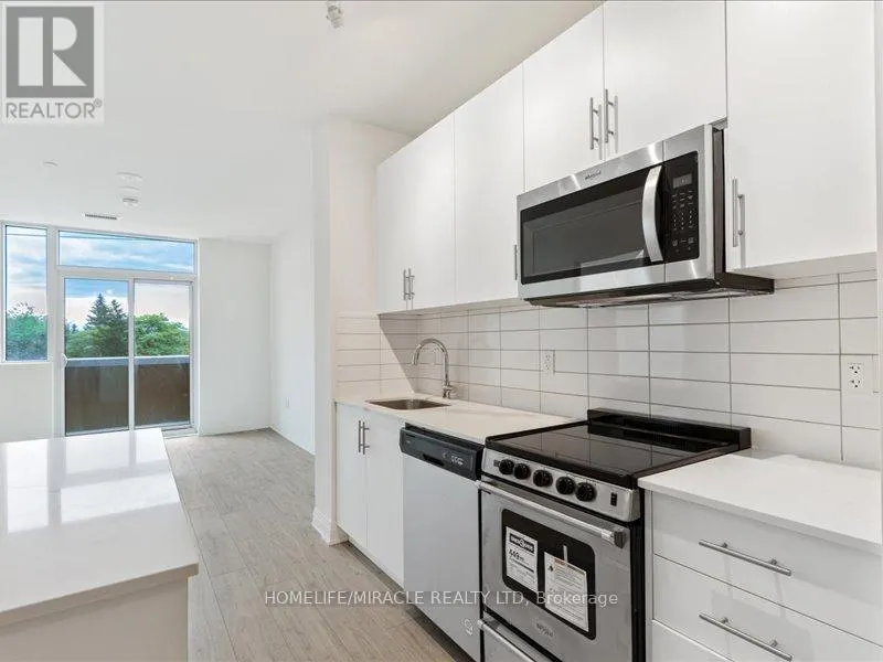 224 - 509 DUNDAS STREET W