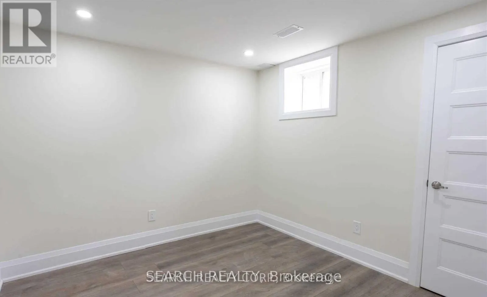 BSMT - 18 DIVERS ROAD N