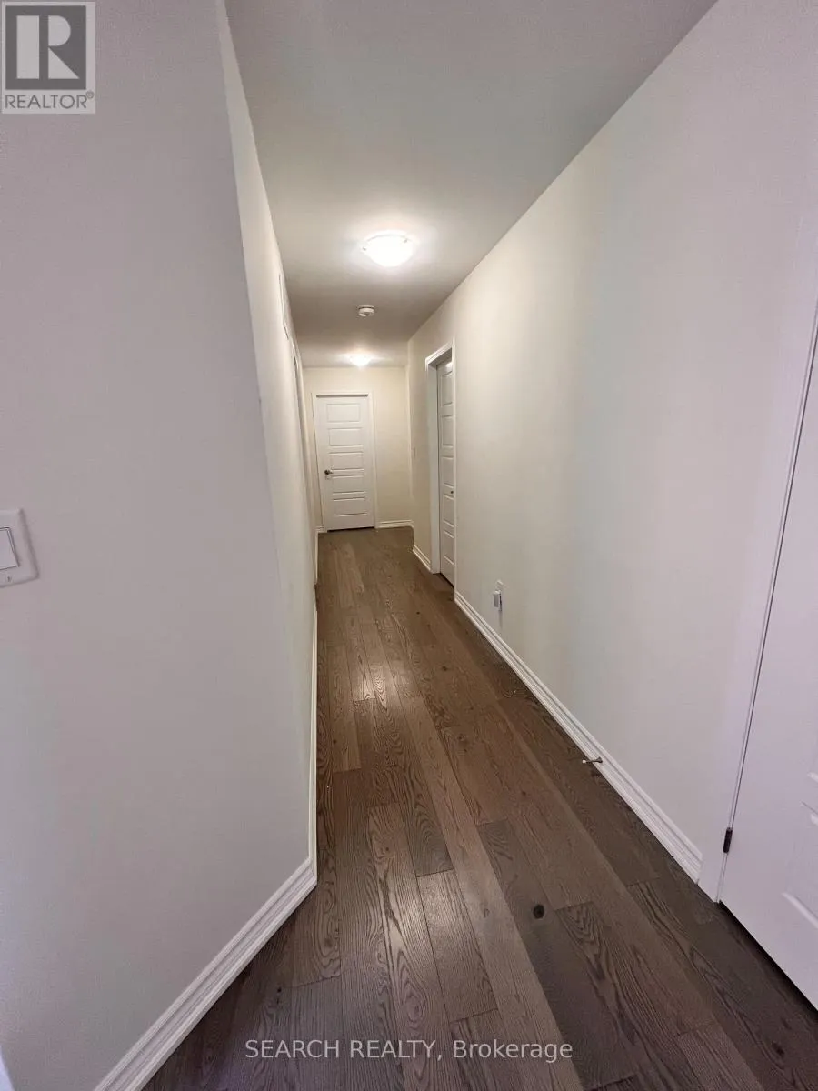 SUITE 1 - 18 DIVERS ROAD N