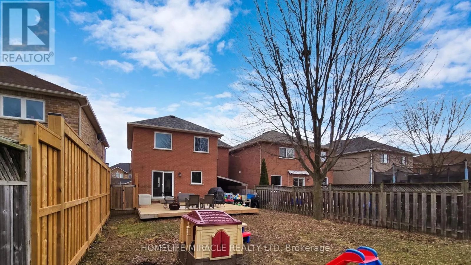 126 MOWAT CRESCENT