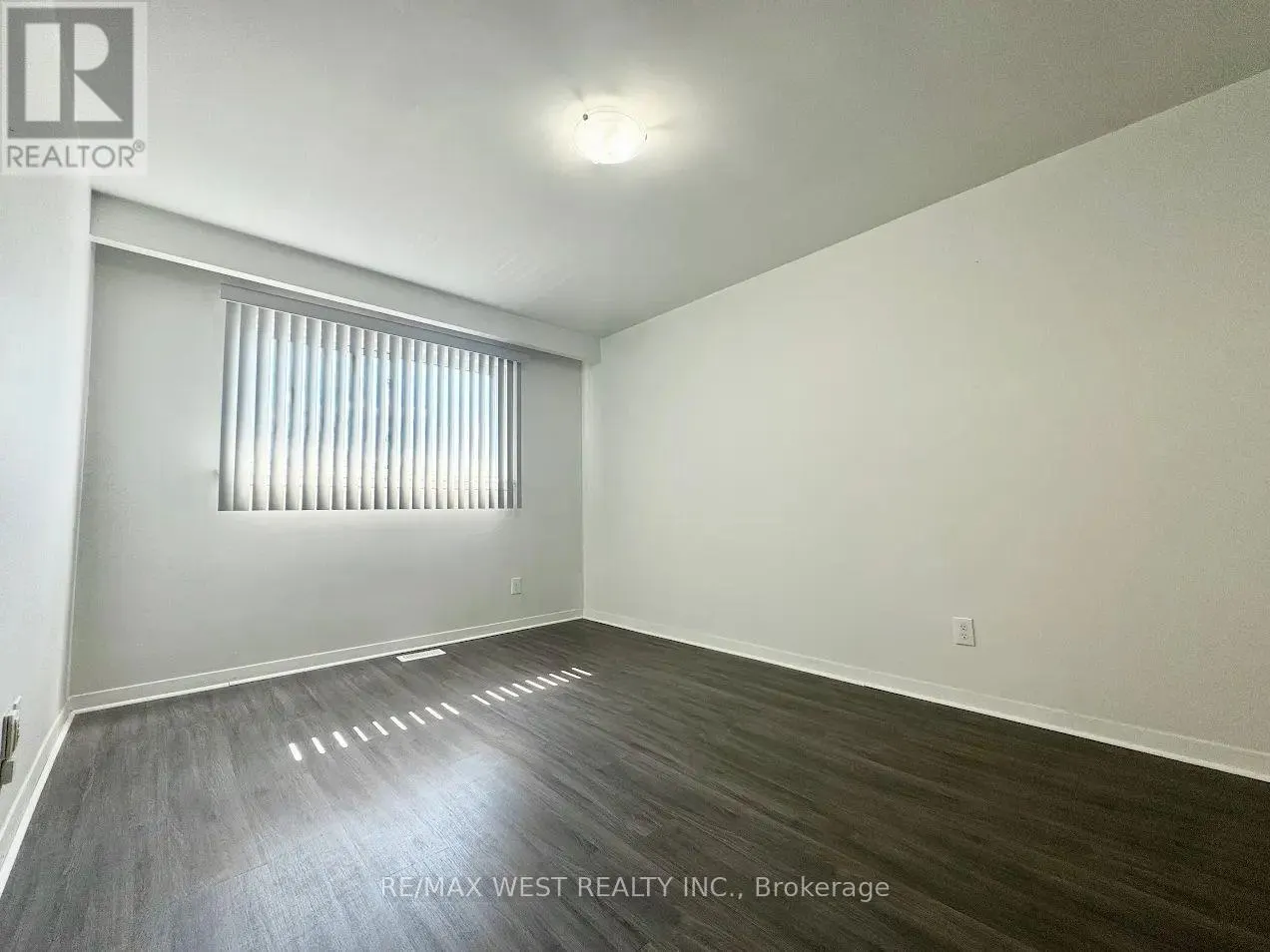 25 BIMINI CRESCENT