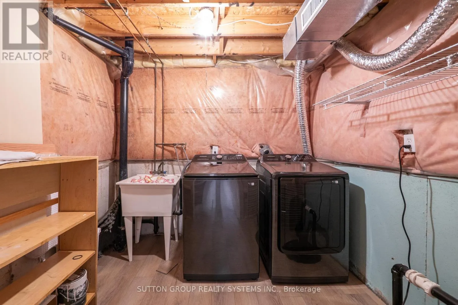 35 - 2871 DARIEN ROAD