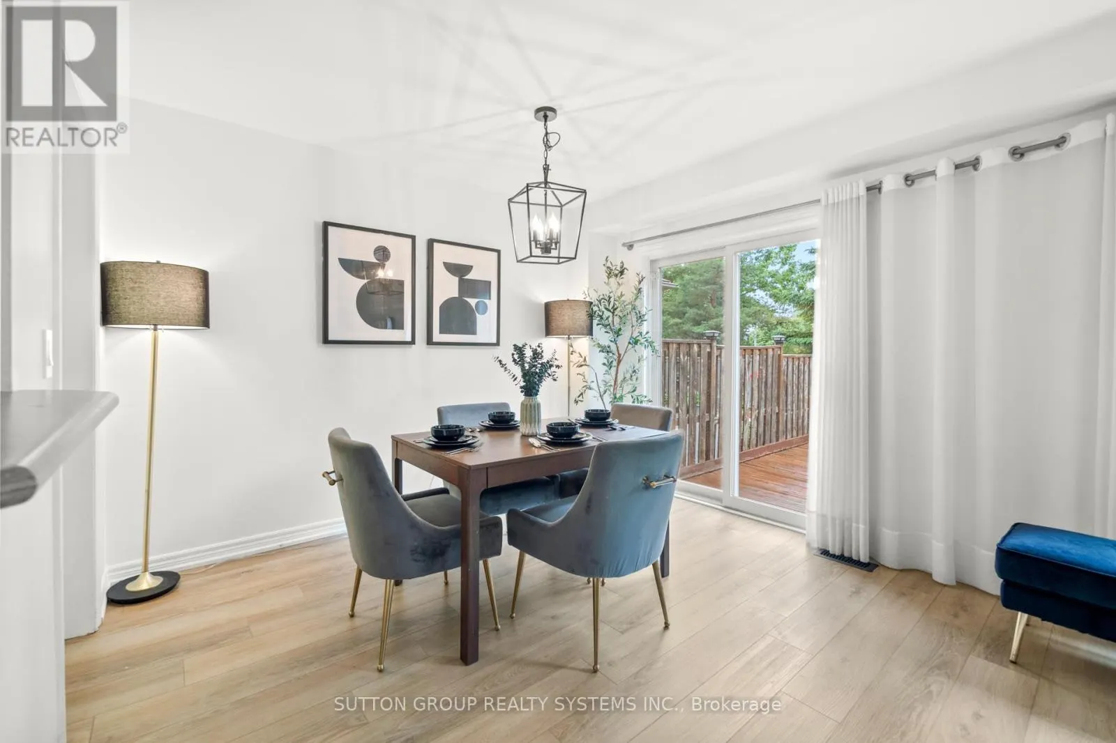 35 - 2871 DARIEN ROAD