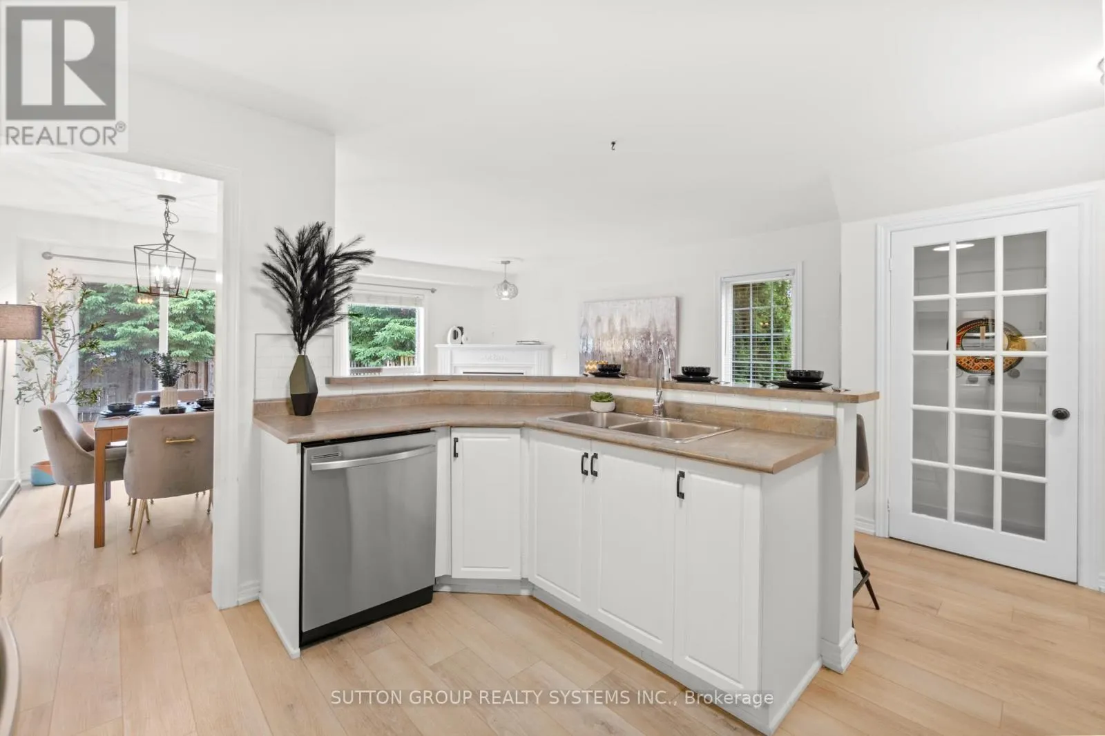 35 - 2871 DARIEN ROAD