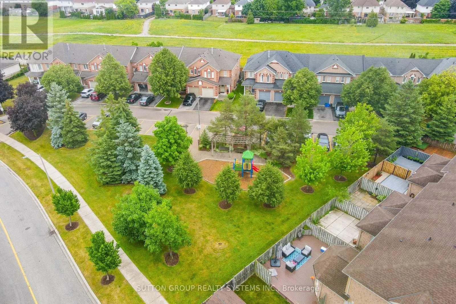 35 - 2871 DARIEN ROAD