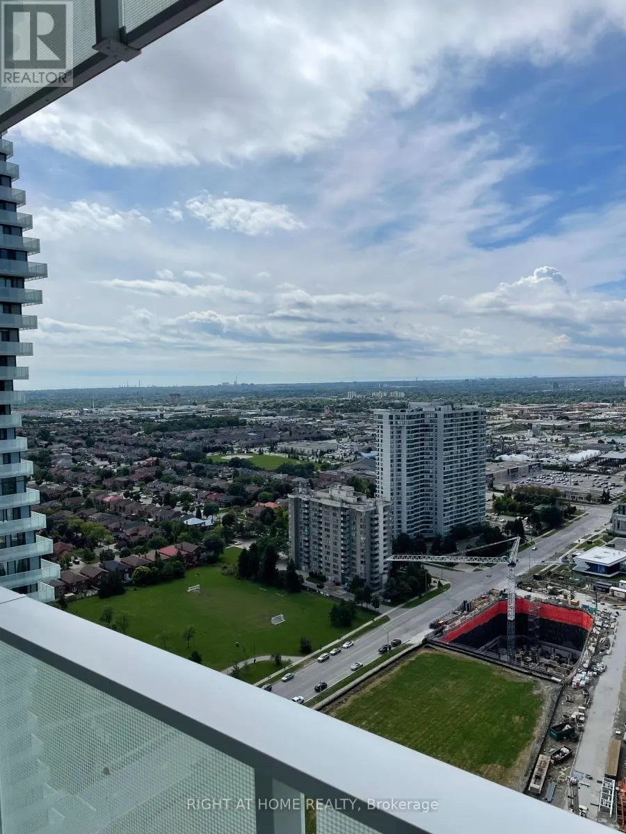 2905 - 3900 CONFEDERATION PARKWAY