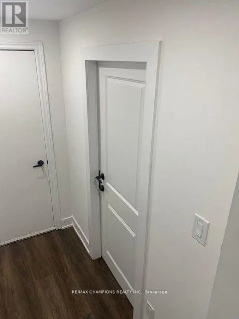 10 SECLUSION CRESCENT