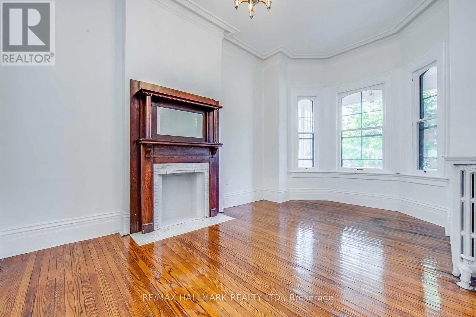 206 DUNN AVENUE