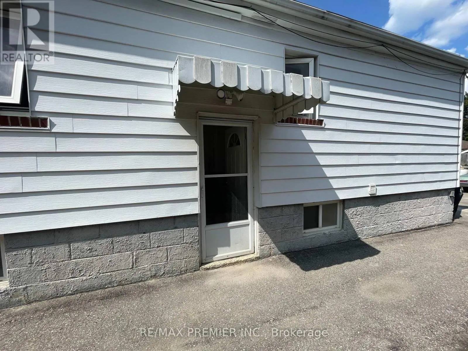 BSMT - 51 PORTAGE AVENUE