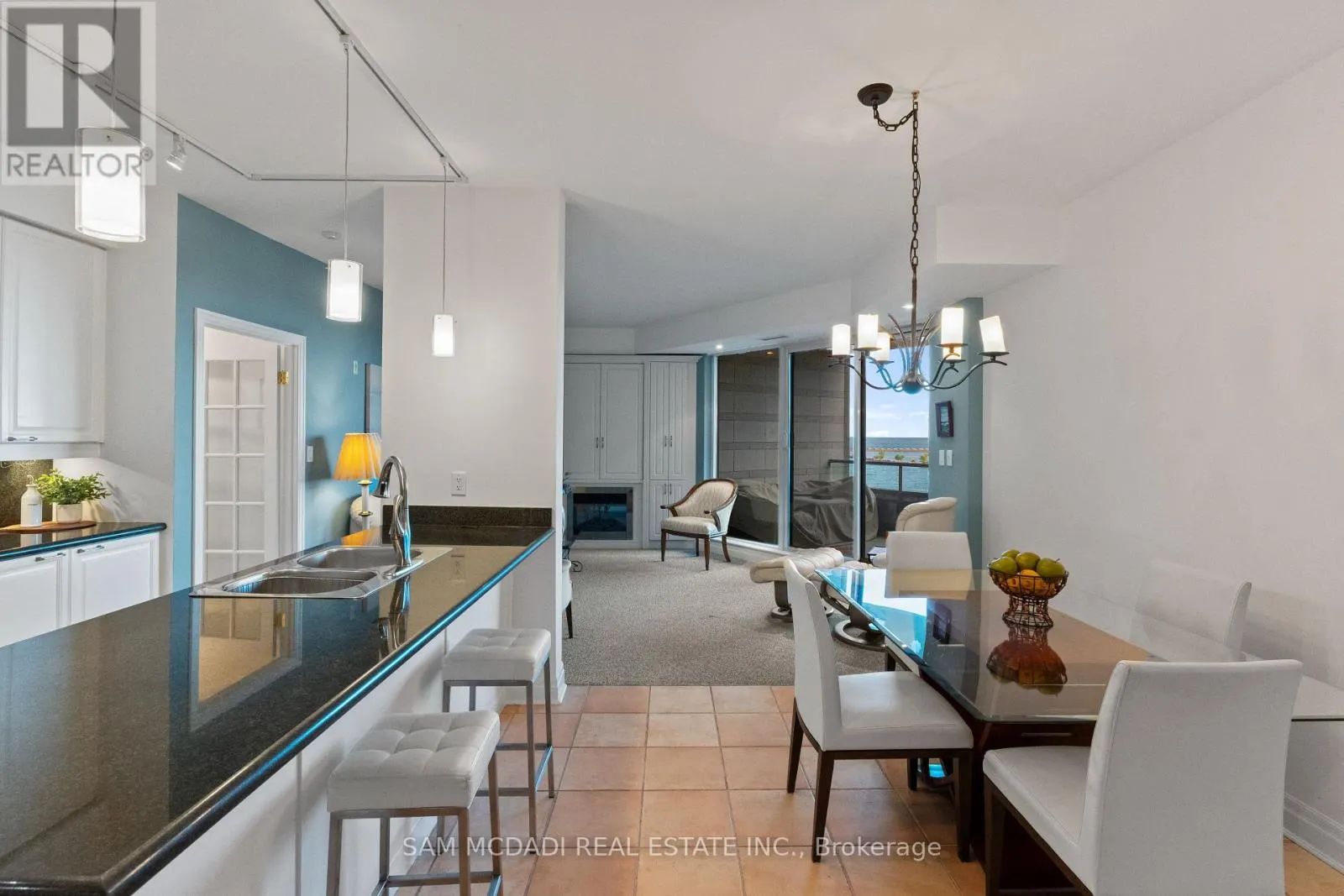 509 - 65 PORT STREET E