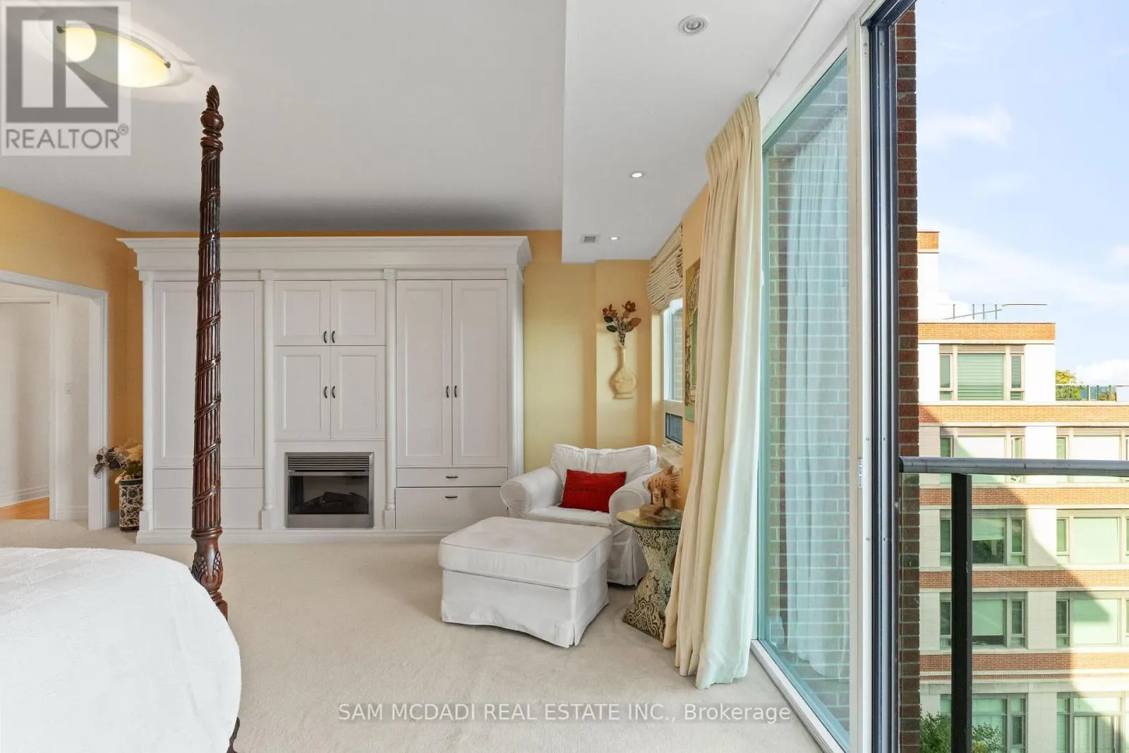 509 - 65 PORT STREET E