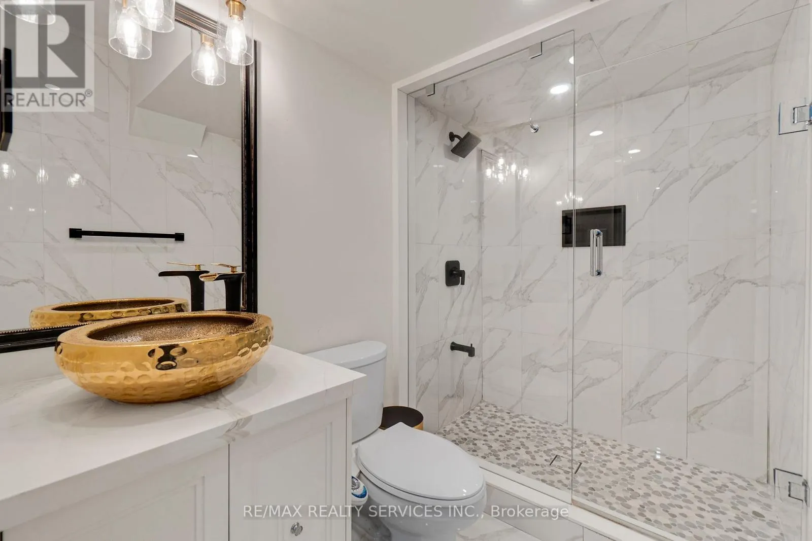 BSMT - 66 HANBURY CRESCENT
