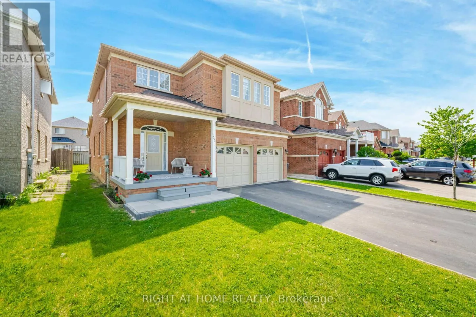 122 FLETCHERS CREEK BOULEVARD