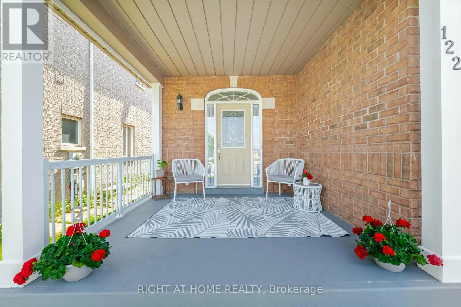 122 FLETCHERS CREEK BOULEVARD