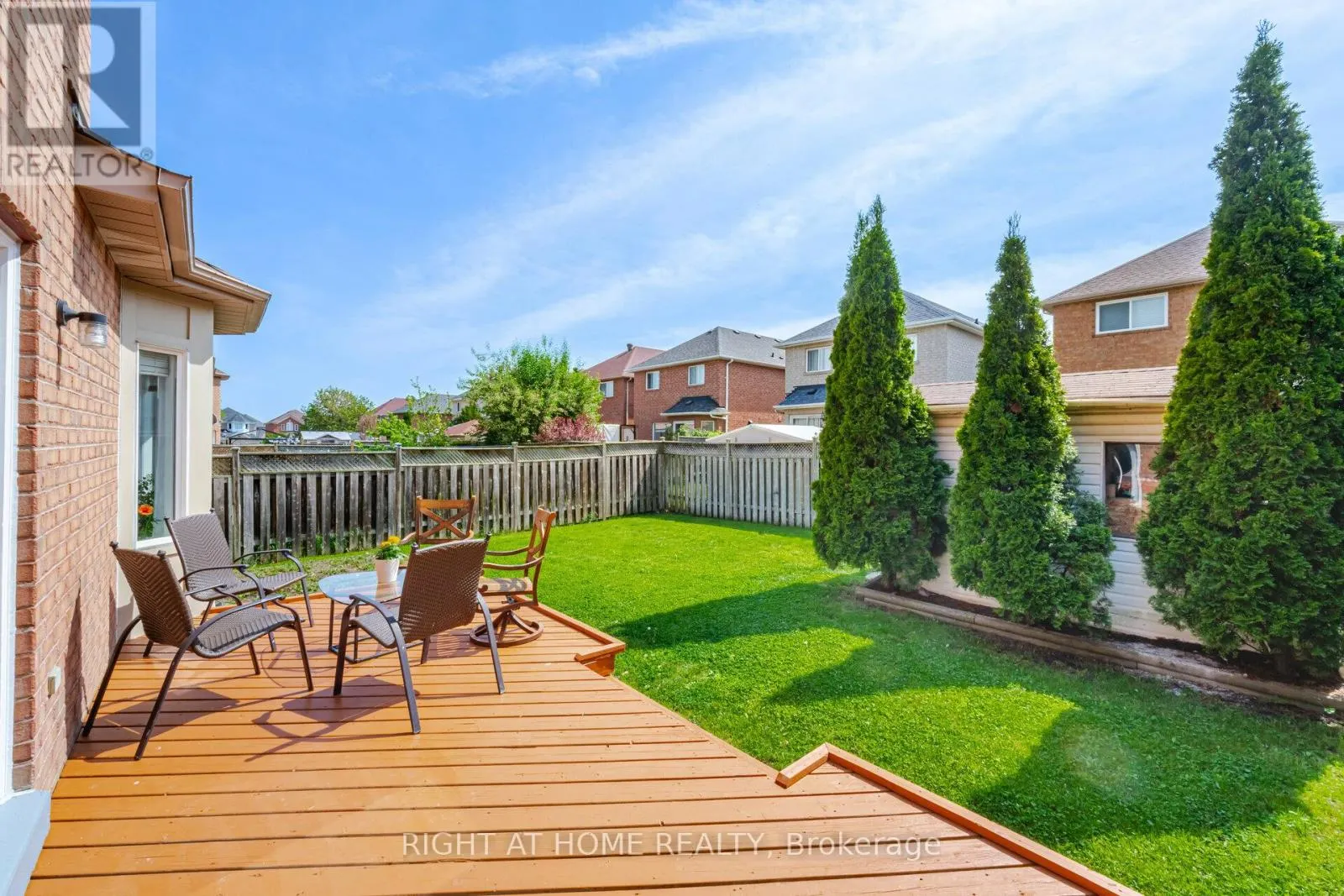 122 FLETCHERS CREEK BOULEVARD