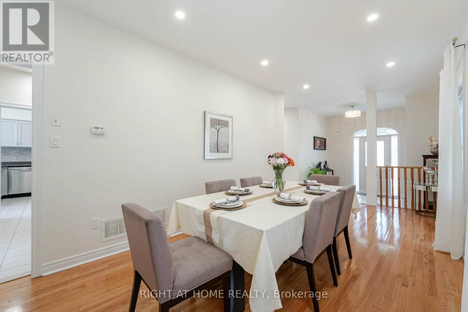 122 FLETCHERS CREEK BOULEVARD