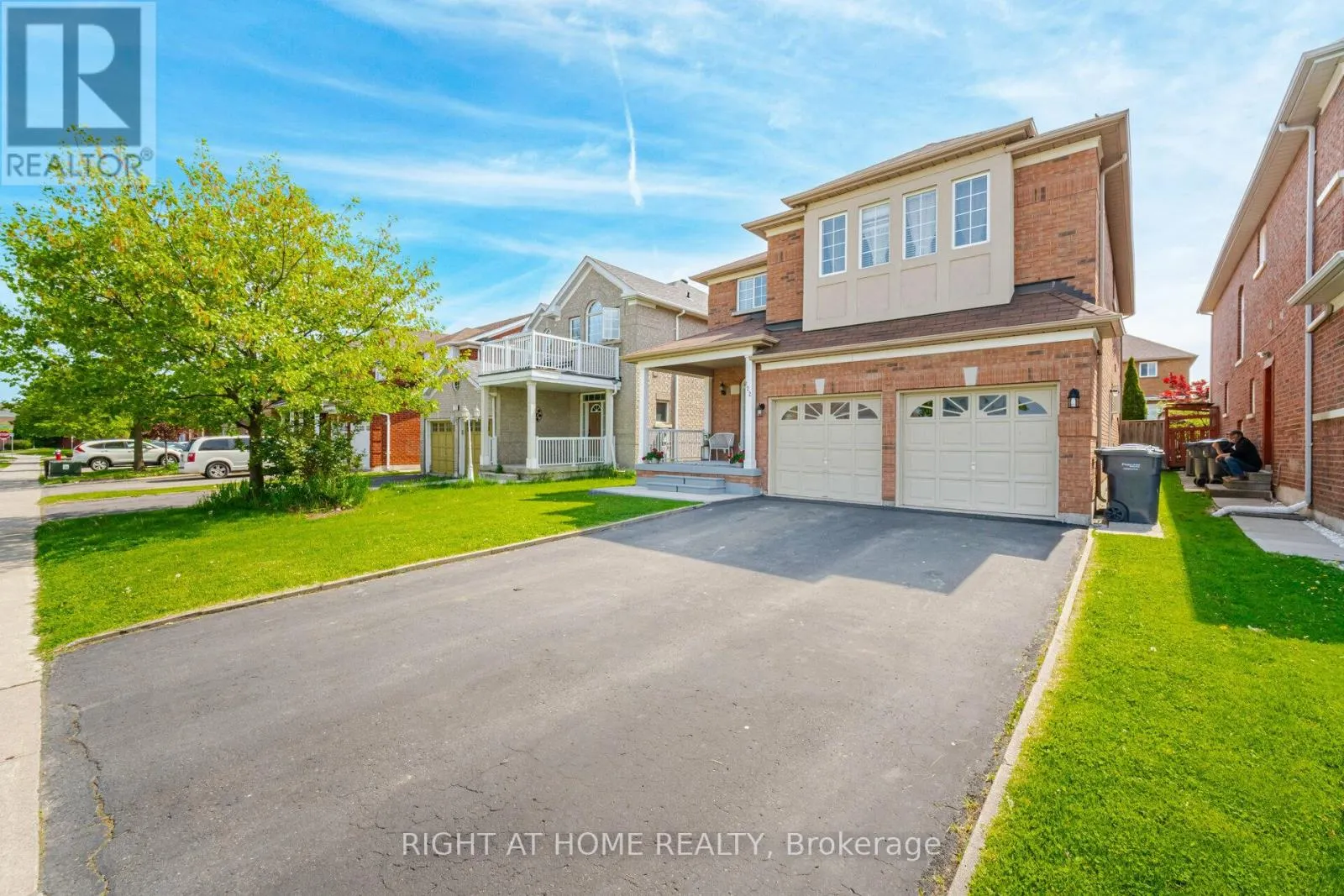 122 FLETCHERS CREEK BOULEVARD