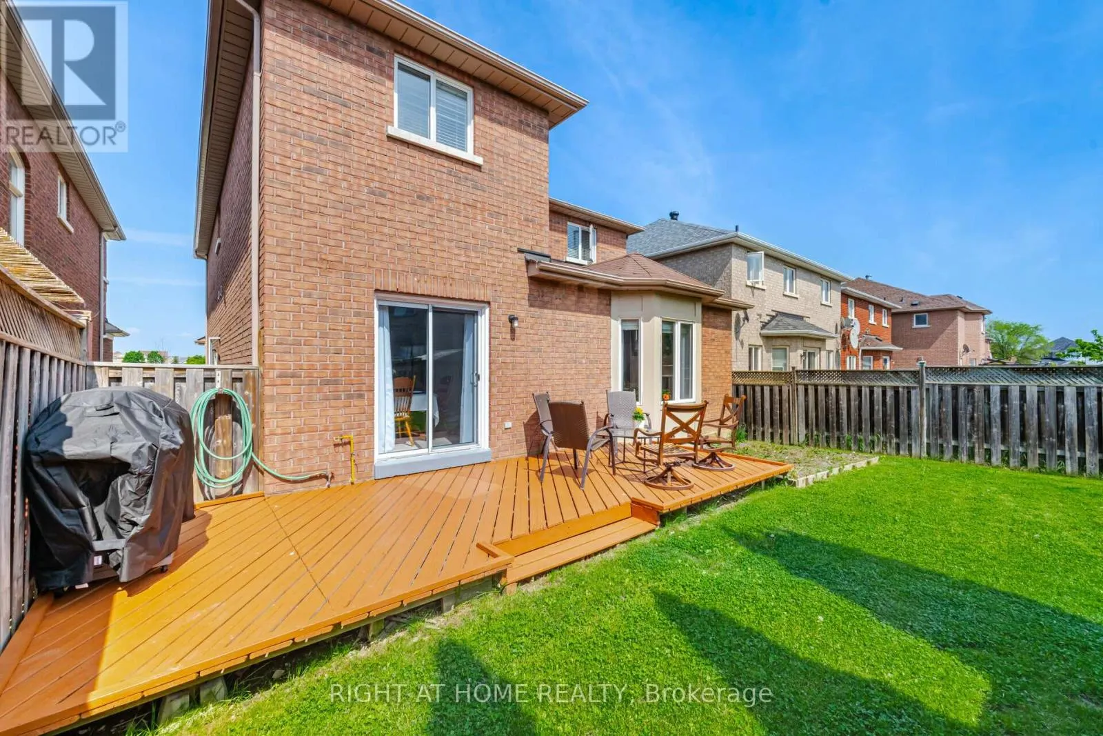 122 FLETCHERS CREEK BOULEVARD