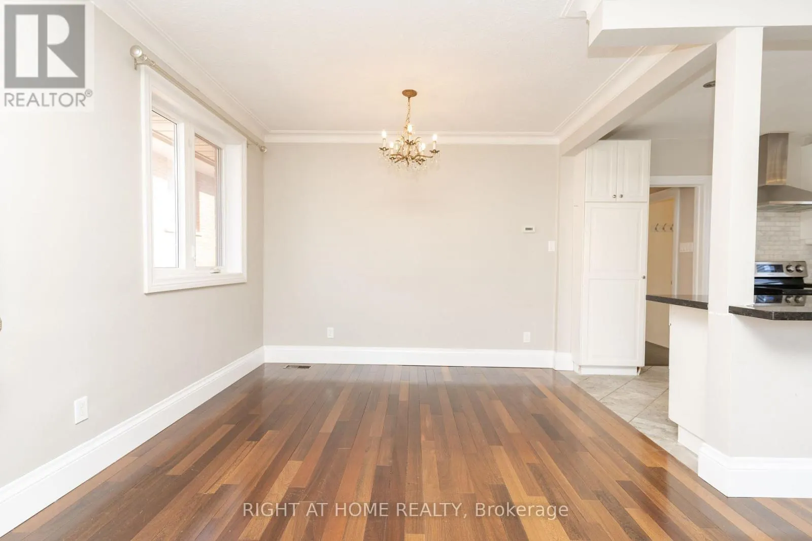 MAIN - 81A SHAVER AVENUE N
