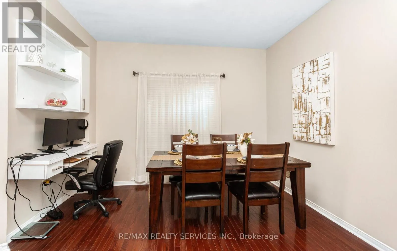 3770 BRINWOOD GATE