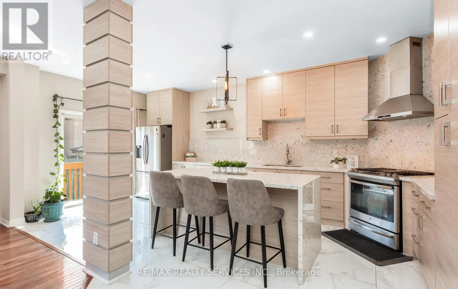 3770 BRINWOOD GATE