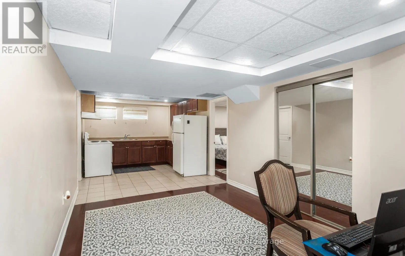 3770 BRINWOOD GATE