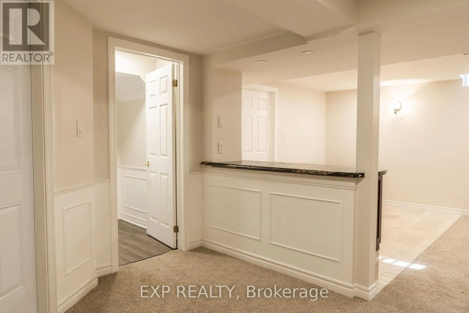 218 KENSINGTON PLACE